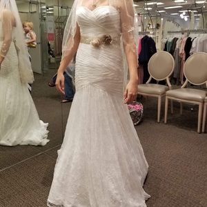 David’s bridal wedding dress